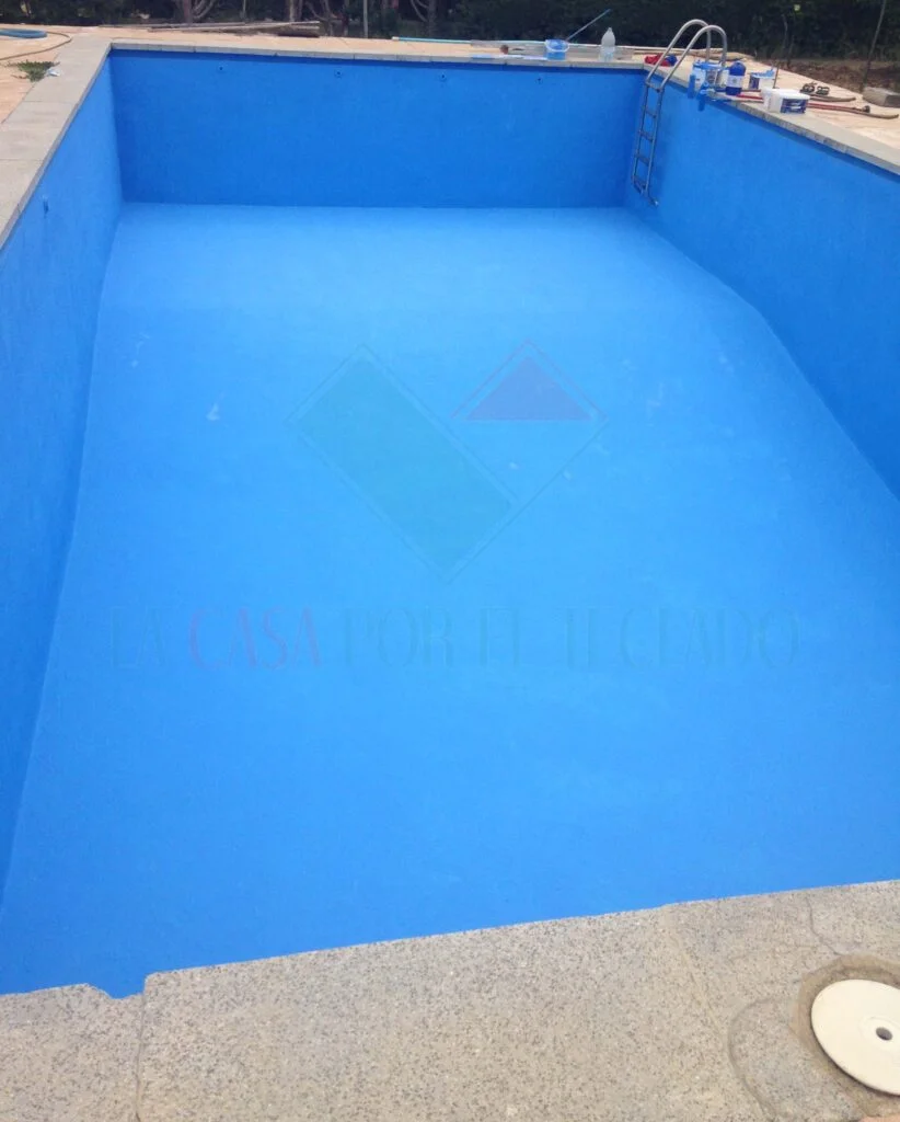 piscina pintada