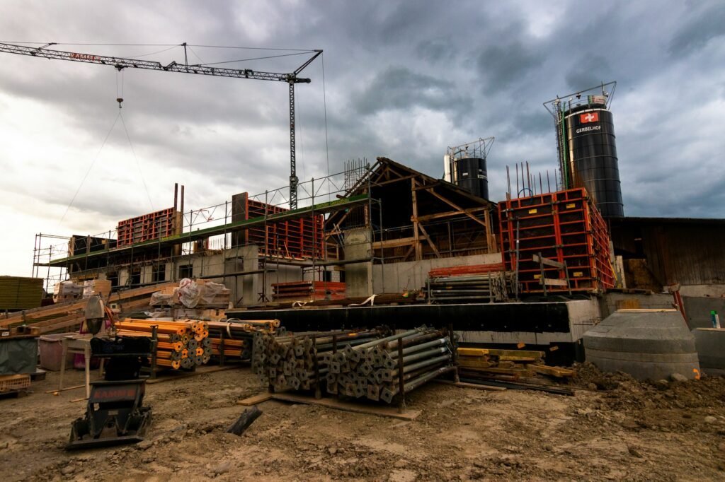 Comparativa de mejores tiendas de materiales de obra 1 mejores tiendas de materiales de obra 2026 mejores tiendas de construcción en España Leroy Merlin Obramat Bricomart BigMat